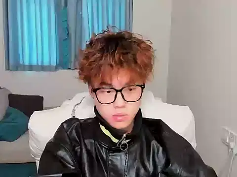 L1kuto online show from October 2025 08:24:02 AM