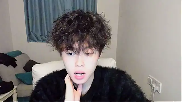 L1kuto online show from November 2025 11:54:02 AM