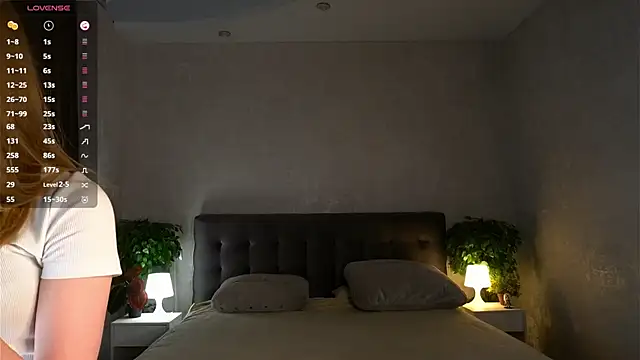 BarbaraViggiani online show from November 2025 05:01:02 PM