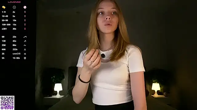 BarbaraViggiani online show from November 2025 05:05:02 PM