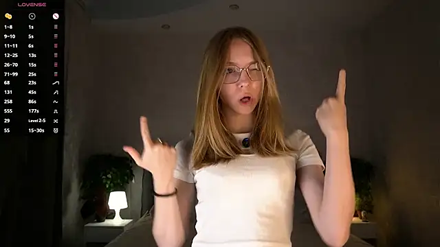 BarbaraViggiani online show from November 2025 05:06:01 PM