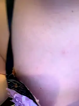 Emily-y online show from November 2025 01:26:01 PM