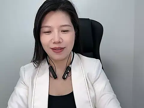 Snapshot of helen31 chatting on October 2025 07:40:01 AM helen31 online show from October 2025 07:40:01 AM