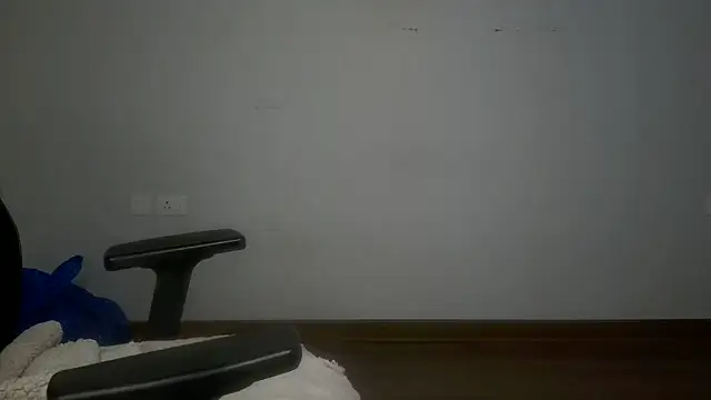 lustyruhh online show from April 2026 06:25:02 AM
