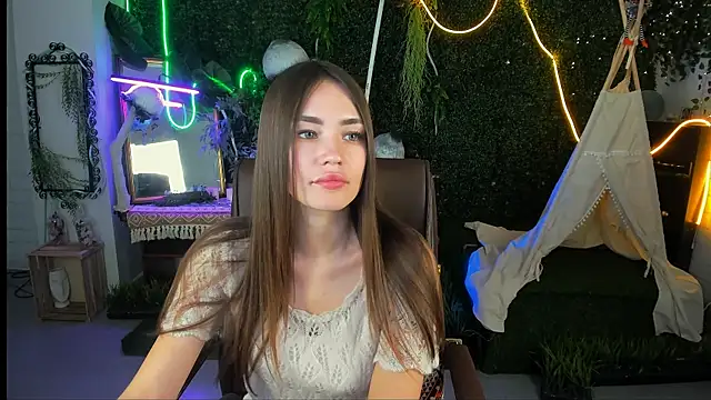 lollyrais online show from November 2025 01:16:02 PM