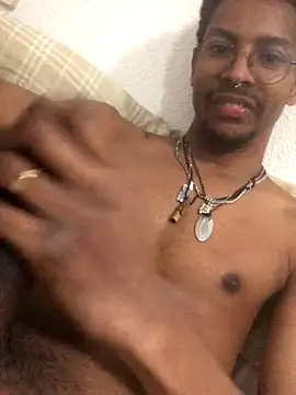 Albert Madrid online show from December 2025 08:13:02 AM