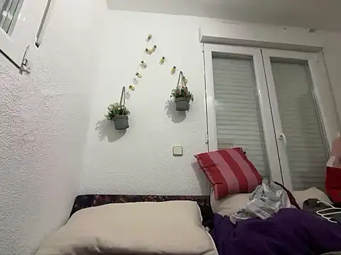 Albert Madrid online show from February 2026 05:36:02 AM