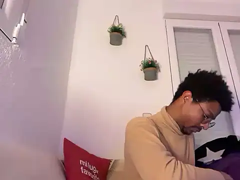 Albert Madrid online show from January 2026 05:36:02 AM