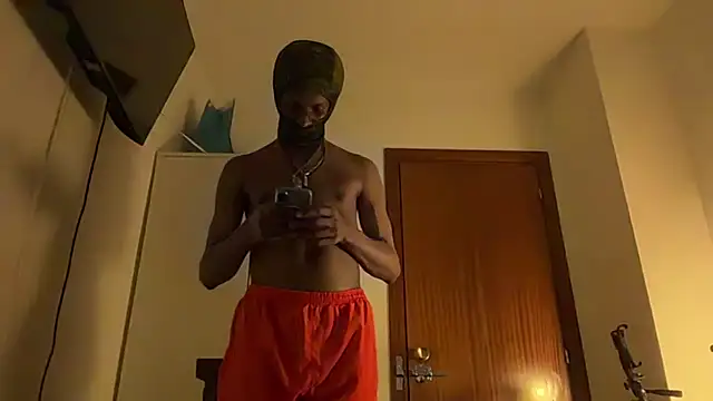 Snapshot of Albert_Madrid chatting on July 2026 07:44:02 PM Albert Madrid online show from July 2026 07:44:02 PM