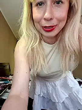 Snapshot of SelinaLovqx chatting on July 2026 10:39:01 AM SelinaLovqx online show from July 2026 10:39:01 AM