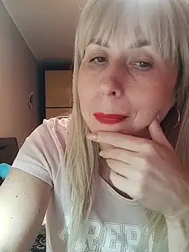 SelinaLovqx online show from December 2025 07:40:01 PM