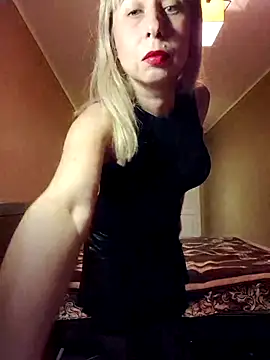 SelinaLovqx online show from February 2026 03:35:02 PM