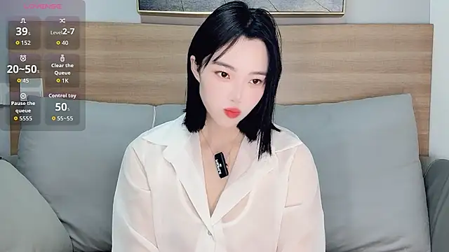 upoo7lt online show from December 2025 01:06:02 AM