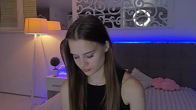 LuisaClover online show from July 2026 12:50:02 AM
