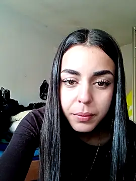 cotoncandyy online show from November 2025 04:18:02 PM