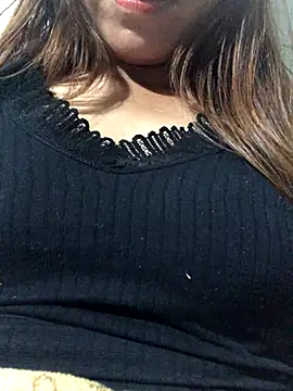 Snapshot of Cherry_sexyy chatting on October 2025 03:32:02 PM Cherry sexyy online show from October 2025 03:32:02 PM