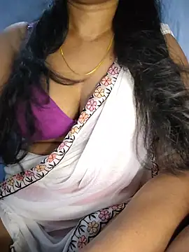 Ezabelljohn online show from May 2026 11:30:02 AM