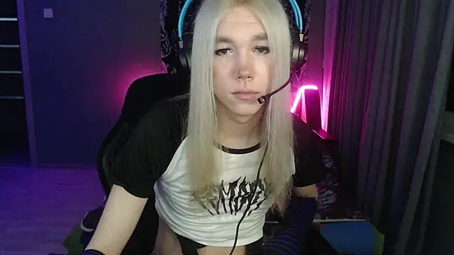 stiff boys online show from December 2025 06:29:01 PM