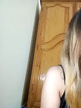 indilasixeey online show from January 2026 04:38:01 AM