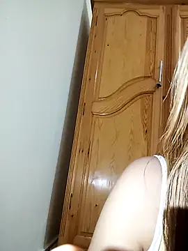indilasixeey online show from February 2026 02:00:01 AM
