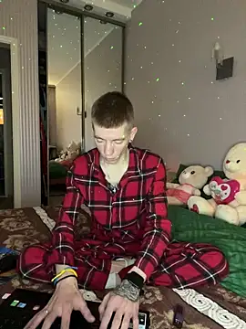 Cristian  Dior online show from February 2026 10:01:01 AM