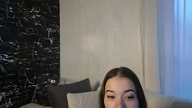 Biancka  online show from November 2025 06:02:01 AM