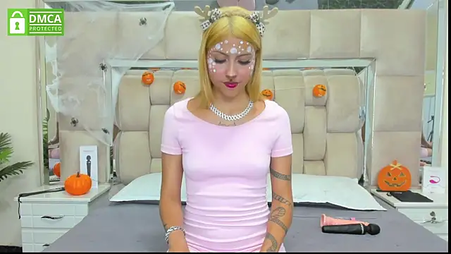 Snapshot of daniiela_beteche777 chatting on October 2025 08:27:02 PM daniiela beteche777 online show from October 2025 08:27:02 PM