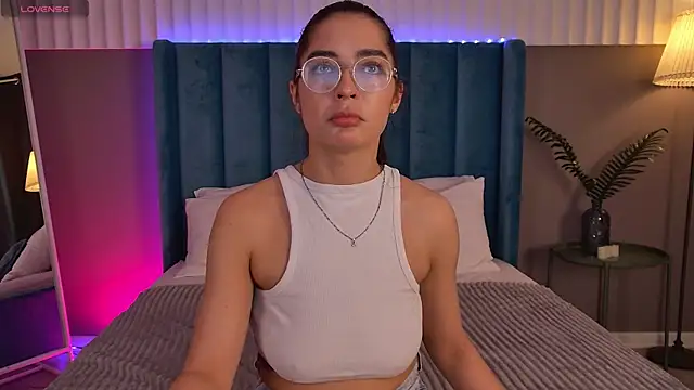 EricaKors online show from April 2026 07:32:02 AM