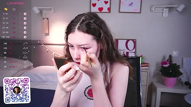 MegganKinson online show from February 2026 05:29:01 AM