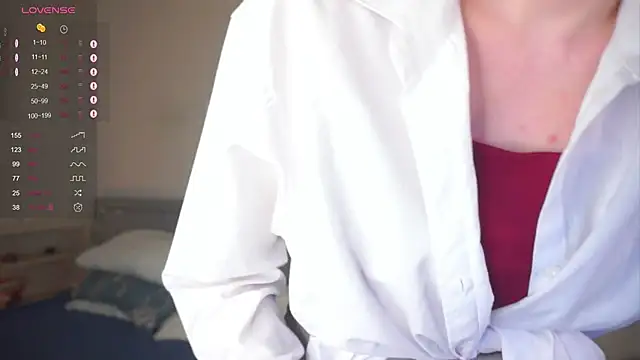 MegganKinson online show from November 2025 05:11:02 AM