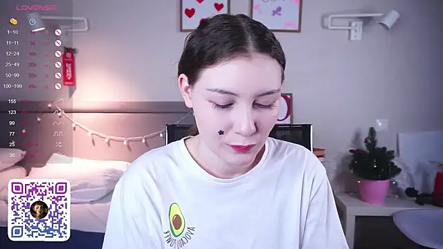 MegganKinson online show from March 2026 05:25:01 AM