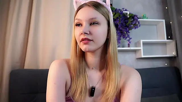 ElissaGlod online show from February 2026 11:12:01 AM