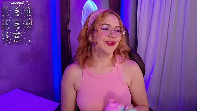 sussiestrawberry online show from November 2025 10:15:02 AM