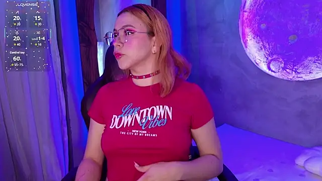 sussiestrawberry online show from November 2025 10:05:01 AM