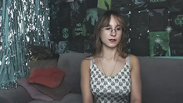 AlishaKellyi online show from November 2025 05:35:02 AM