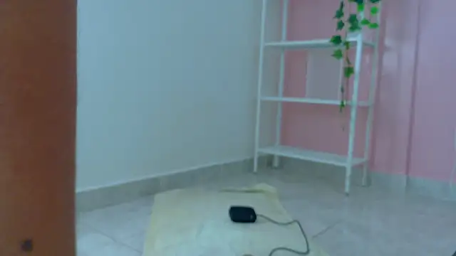 SeleneGibson   online show from June 2026 07:29:01 PM