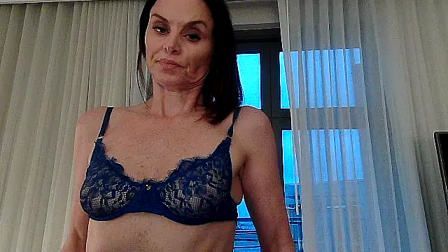 sadiekae1 online show from April 2026 10:50:02 PM