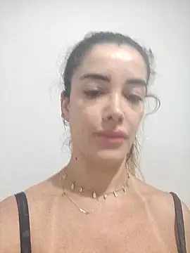 DESIRIE0609 online show from November 2025 12:50:01 AM