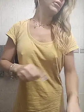 DESIRIE0609 online show from November 2025 01:17:01 PM