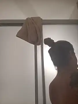 DESIRIE0609 online show from November 2025 02:37:02 AM