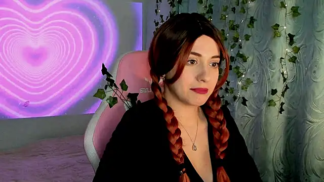 Snapshot of Phantomix chatting on October 2025 01:45:01 PM Phantomix online show from October 2025 01:45:01 PM