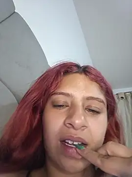 Snapshot of Lunatemptress4 chatting on January 2026 01:34:02 AM Lunatemptress4 online show from January 2026 01:34:02 AM