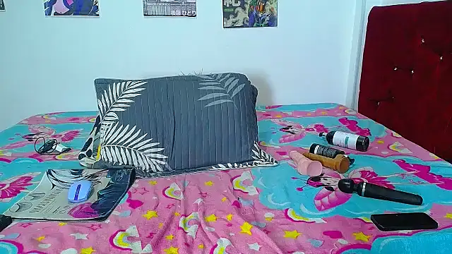 Gigi Scott  online show from February 2026 12:21:02 AM