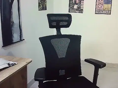 Gigi Scott  online show from December 2025 01:38:02 AM