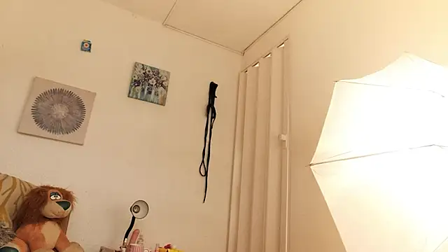 CarolineAikos online show from February 2026 01:17:01 PM