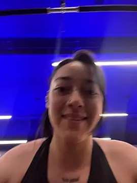 Lia  white online show from November 2025 03:40:02 PM