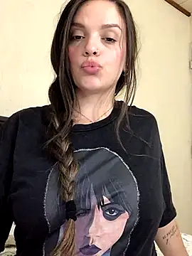 DianneVega online show from November 2025 08:37:01 AM