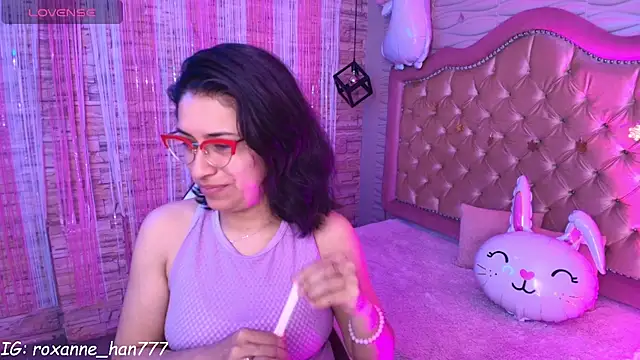 Roxanne Han online show from March 2026 12:25:02 PM