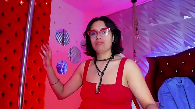 Roxanne Han online show from May 2026 12:23:02 PM