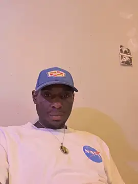 DiabloDicc74 online show from October 2025 05:57:02 PM